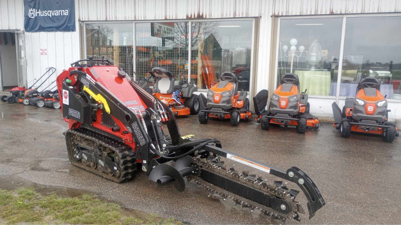 Barreto 825TKL Skid Loader With Trencher